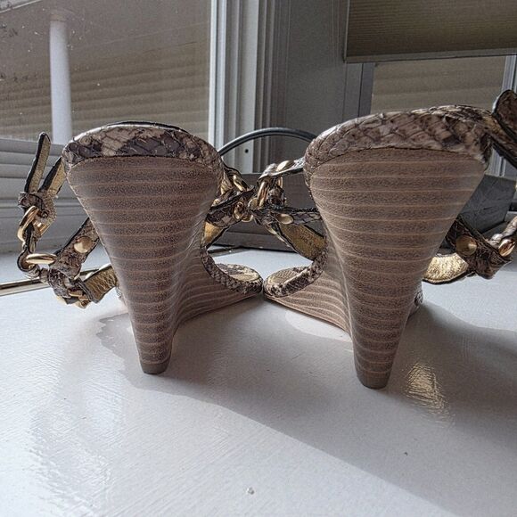 Coach Honora Wedge Sandal Women’s 10 Snakeskin Gold Chain Thong Shoe - Picture 4 of 11
